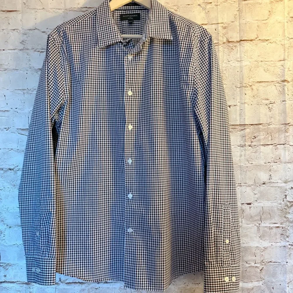 Banana Republic untucked fit plaid dress shirt